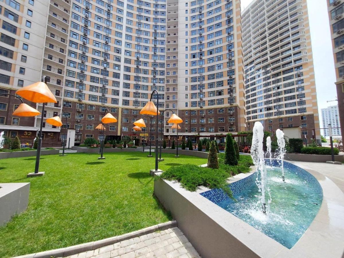 Level 24 - Sea & Sky View Apartment Odessa Buitenkant foto